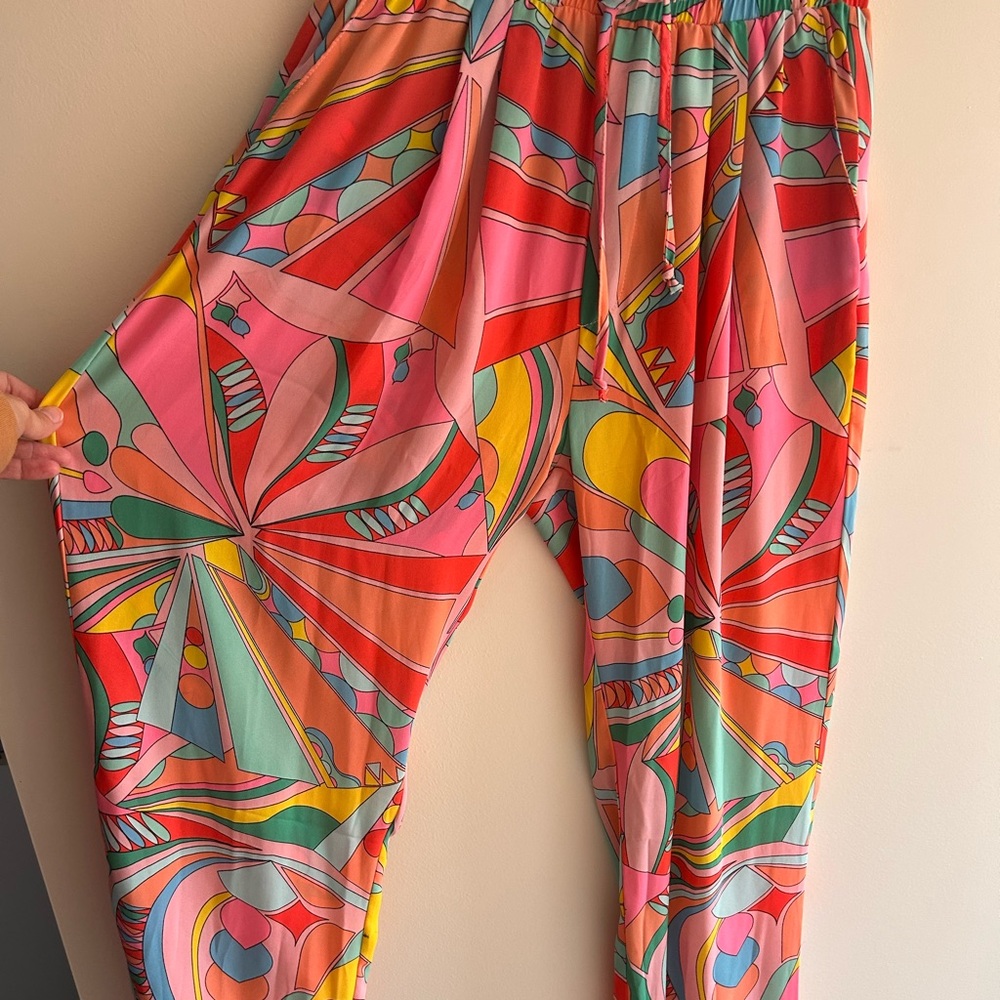 Vibrant Pants - Picture 6 of 12